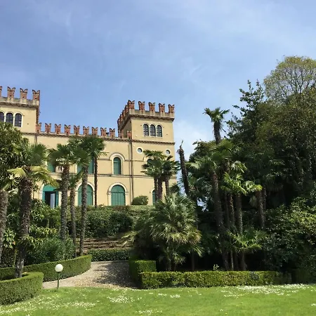 Il Piccolo アパート
